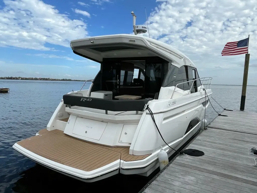 INVENTORY CLEARANCE 2023 Bavaria R40 Coupe Yacht For Sale in Palmetto FL INVENTORY CLEARANCE 2023 Bavaria R40 Coupe Yacht For Sale in Palmetto FL