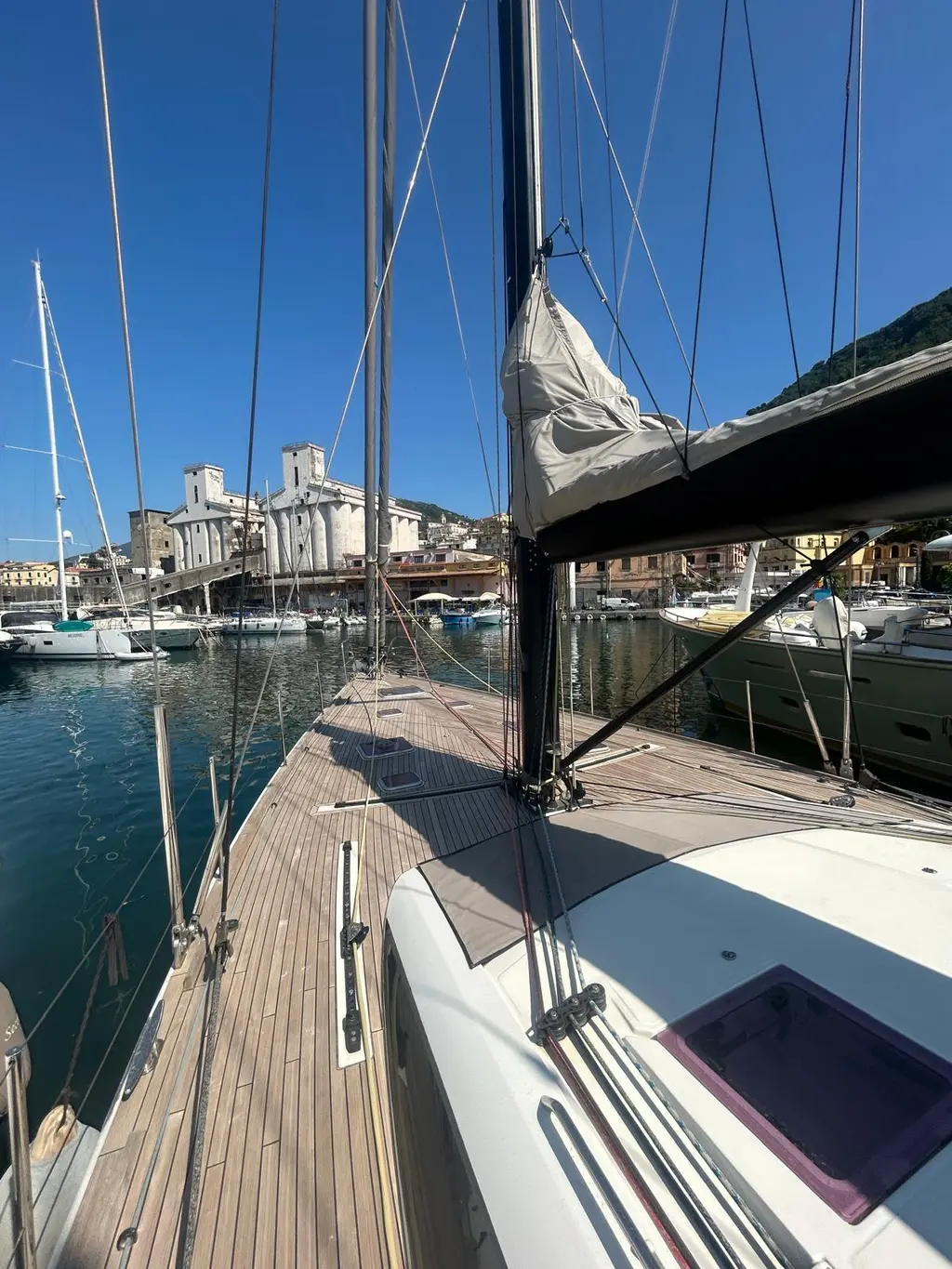 2009 CNB BORDEAUX 60 Yacht For Sale in Roma IT-RM 2009 CNB BORDEAUX 60 Yacht For Sale in Roma IT-RM