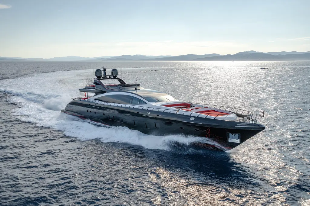 2017 mangusta mangusta 165 e black legend golfe juan for sale