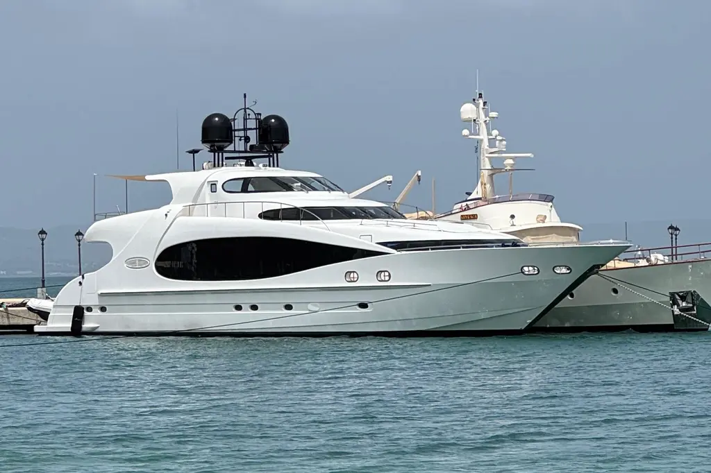 Sarah Sea 2004 Baron 102 Yacht For Sale in Barcelona ES-B Sarah Sea 2004 Baron 102 Yacht For Sale in Barcelona ES-B