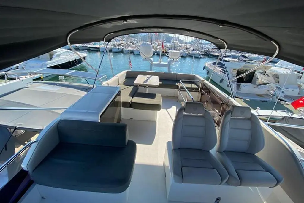 2015 Fairline Squadron 48 Yacht For Sale in İstanbul 2015 Fairline Squadron 48 Yacht For Sale in İstanbul