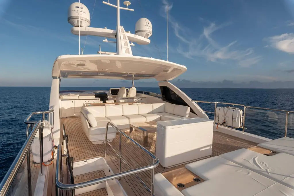 NADIRA 2019 Princess 30M Yacht For Sale in ??????? NADIRA 2019 Princess 30M Yacht For Sale in ???????