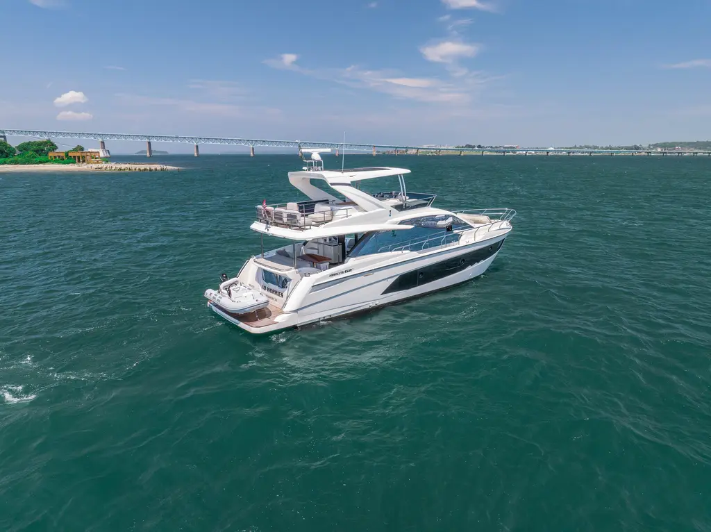 2023 Absolute Yachts 62 Fly Yacht For Sale in Newport RI 2023 Absolute Yachts 62 Fly Yacht For Sale in Newport RI