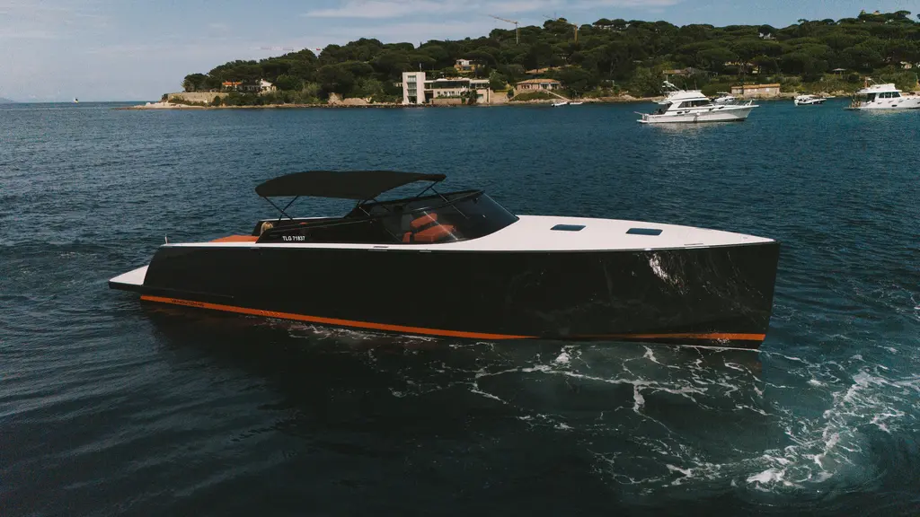 2024 vandutch 40 must cannes for sale