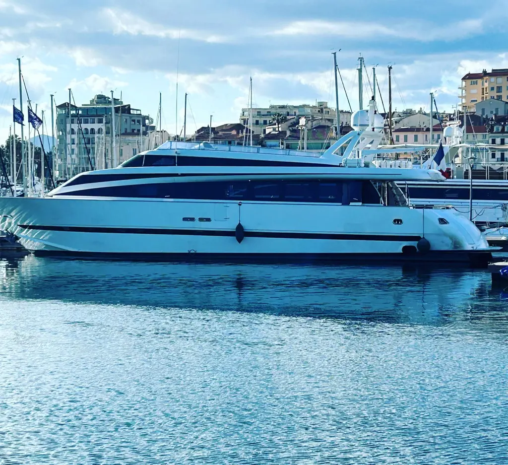 1995 Mondomarine Custom Yacht For Sale in Antibes 06 1995 Mondomarine Custom Yacht For Sale in Antibes 06