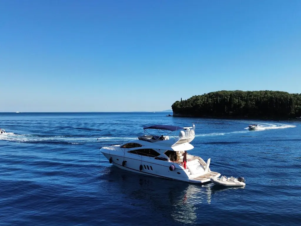 2008 Sunseeker Manhattan 60 Yacht For Sale in Corfu 2008 Sunseeker Manhattan 60 Yacht For Sale in Corfu