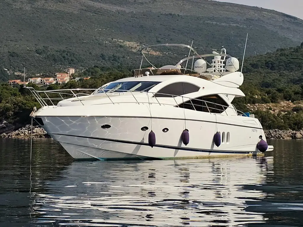 2008 Sunseeker Manhattan 60 Yacht For Sale in Corfu 2008 Sunseeker Manhattan 60 Yacht For Sale in Corfu