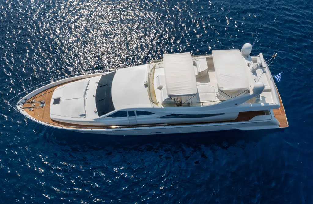 2003 Ferretti Yachts 760 Yacht For Sale in Athens 2003 Ferretti Yachts 760 Yacht For Sale in Athens