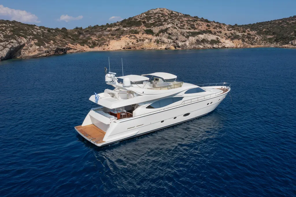 2003 Ferretti Yachts 760 Yacht For Sale in Athens 2003 Ferretti Yachts 760 Yacht For Sale in Athens