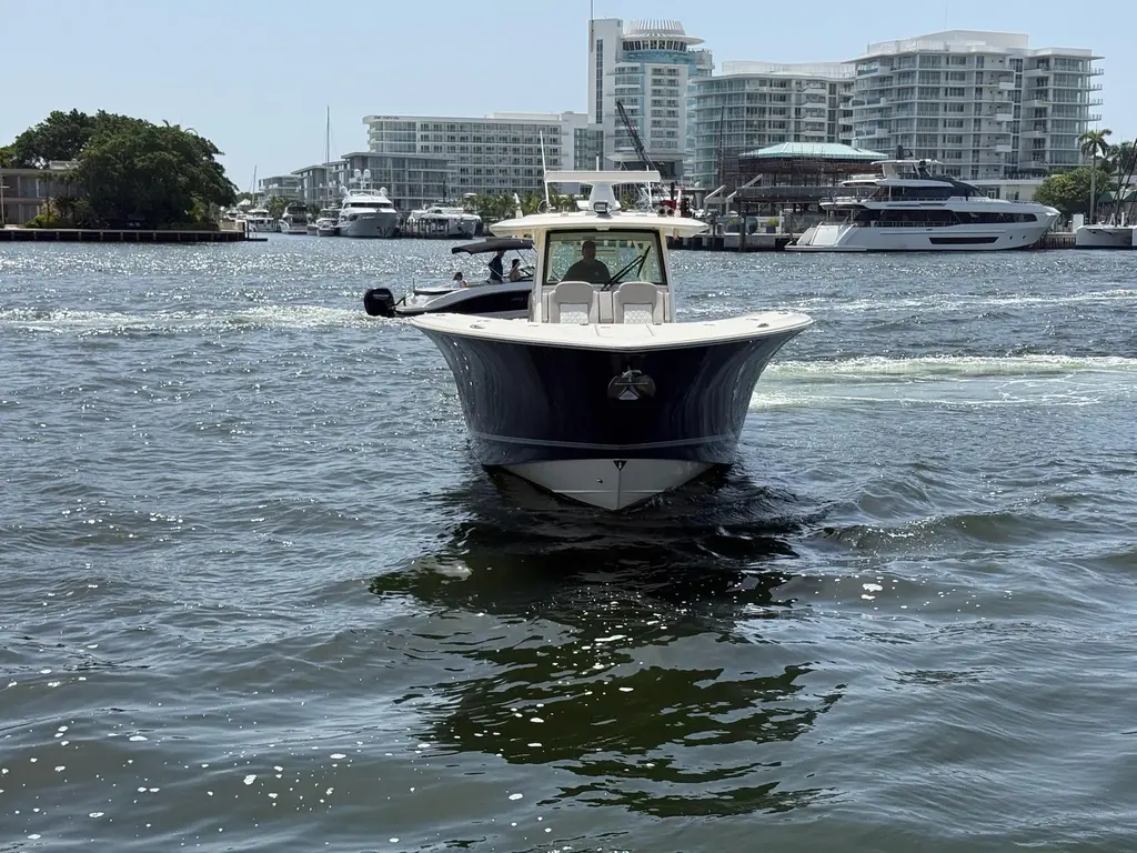 Reel Patience 2019 Scout 420 LXF Yacht For Sale in Fort Lauderdale FL Reel Patience 2019 Scout 420 LXF Yacht For Sale in Fort Lauderdale FL