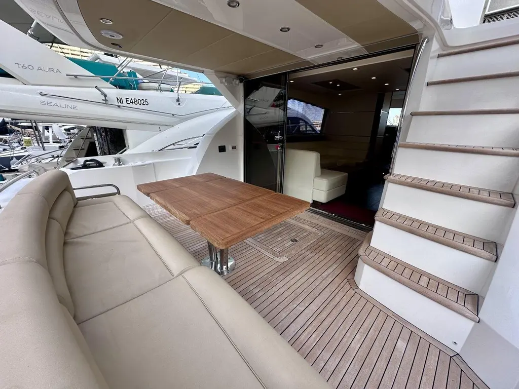 2014 Sunseeker Manhattan 63 Yacht For Sale in İstanbul 2014 Sunseeker Manhattan 63 Yacht For Sale in İstanbul
