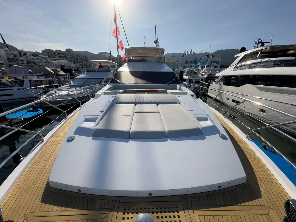 2020 Azimut Grande 25M Yacht For Sale in Hong Kong 2020 Azimut Grande 25M Yacht For Sale in Hong Kong