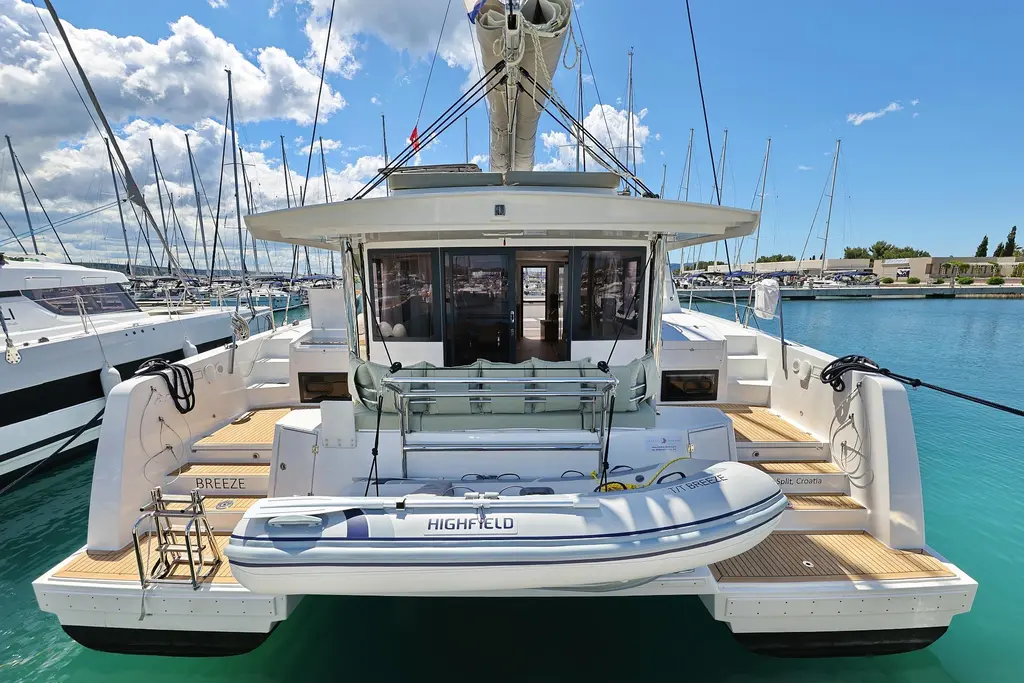 Breeze 2025 Bali 4.4 Yacht For Sale in Suko?an Breeze 2025 Bali 4.4 Yacht For Sale in Suko?an