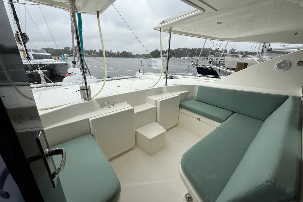 White Wings 2013 Leopard 48 Yacht For Sale in Annapolis MD White Wings 2013 Leopard 48 Yacht For Sale in Annapolis MD