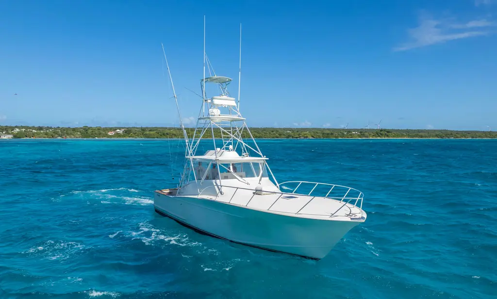 Sea Ghost 2008 Spencer 43 Express Yacht For Sale in Saint Francois Sea Ghost 2008 Spencer 43 Express Yacht For Sale in Saint Francois
