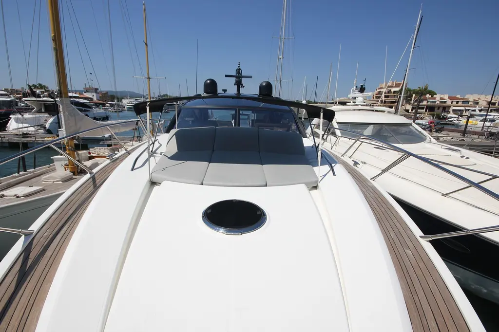 2011 Sunseeker Predator 60 Yacht For Sale in Grimaud 83 2011 Sunseeker Predator 60 Yacht For Sale in Grimaud 83