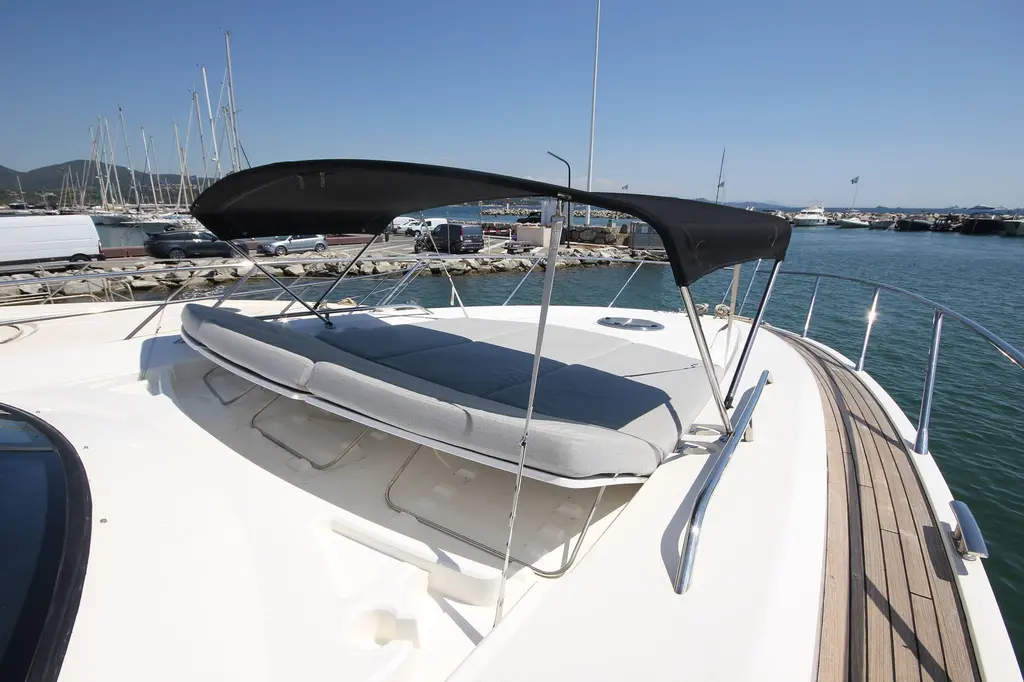 2011 Sunseeker Predator 60 Yacht For Sale in Grimaud 83 2011 Sunseeker Predator 60 Yacht For Sale in Grimaud 83