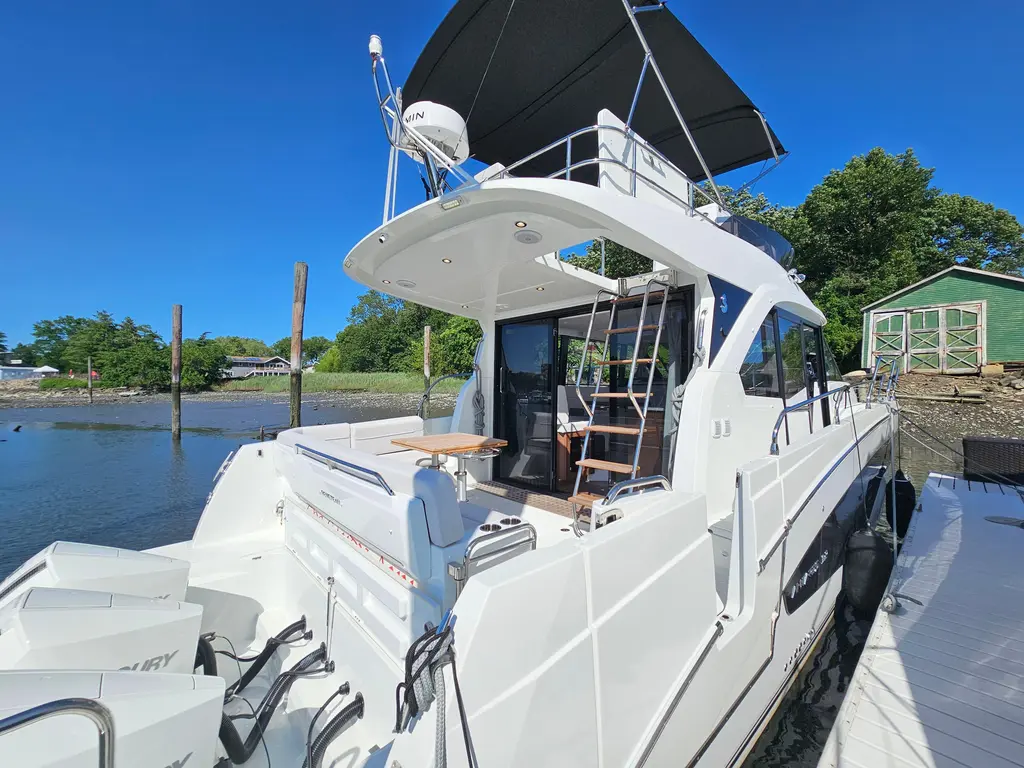  2024 Beneteau Antares 12 Yacht For Sale in New Rochelle NY
