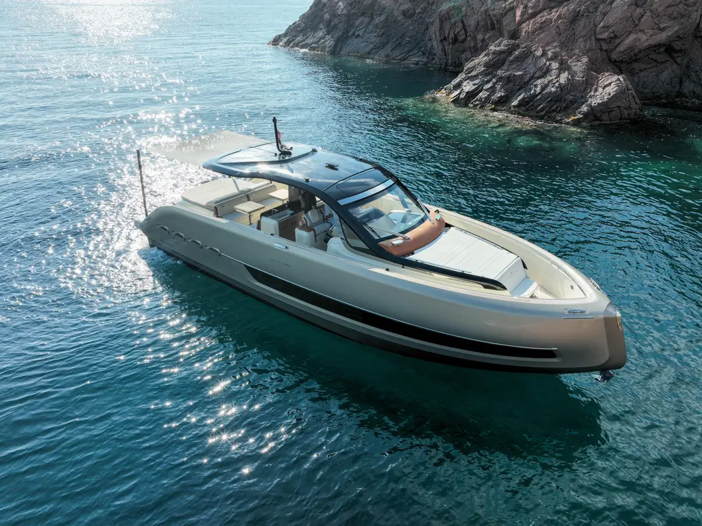 CALA ROSSA 2020 Invictus TT460 Yacht For Sale in Beaulieu-sur-Mer 