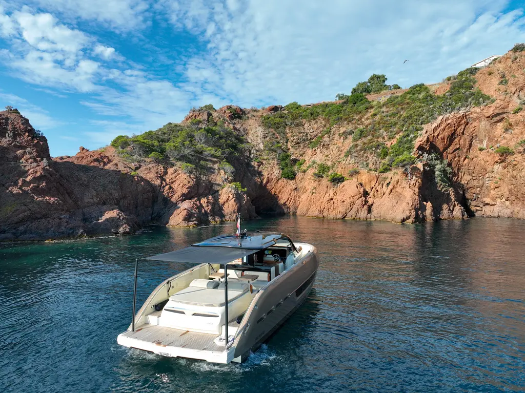 CALA ROSSA 2020 Invictus TT460 Yacht For Sale in Beaulieu-sur-Mer 