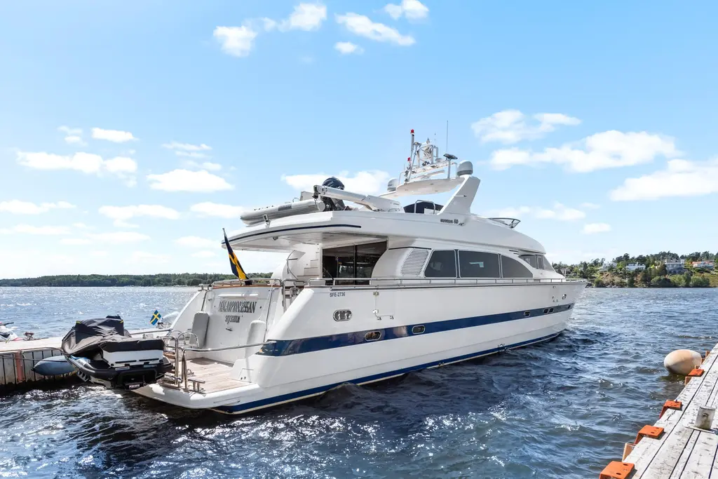 2000 Horizon 80 Yacht For Sale in Nacka 2000 Horizon 80 Yacht For Sale in Nacka