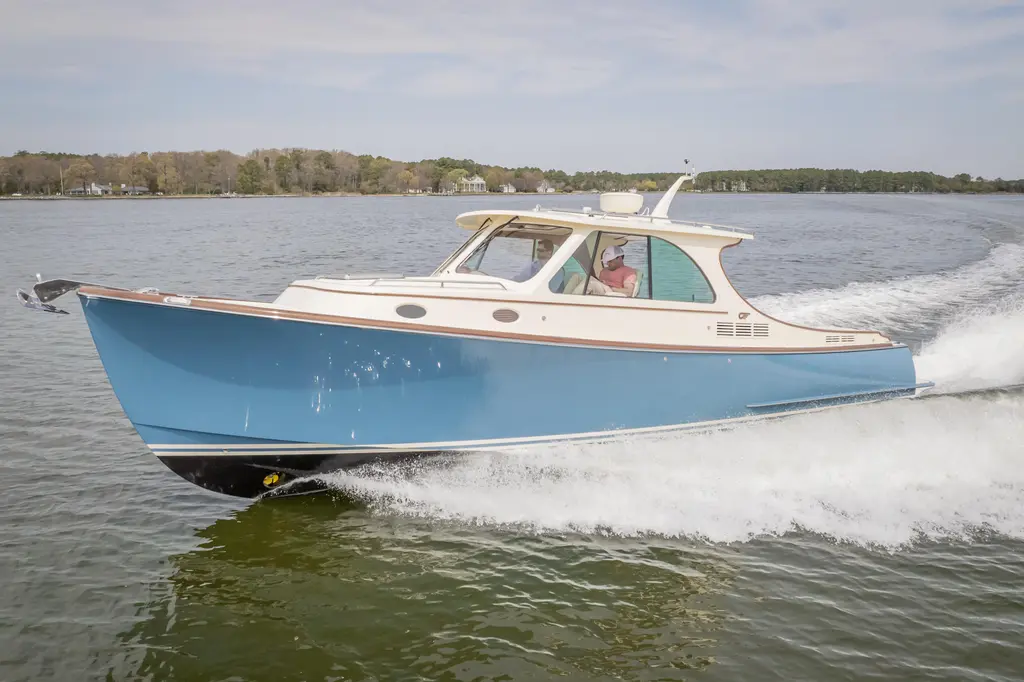 JUST B 2018 Hinckley Picnic Boat 34 MKII Yacht For Sale in East Moriches NY JUST B 2018 Hinckley Picnic Boat 34 MKII Yacht For Sale in East Moriches NY