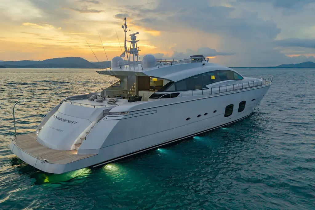 LE CAPRICE IV 2011 Pershing 108 Yacht For Sale in ถลาง LE CAPRICE IV 2011 Pershing 108 Yacht For Sale in ถลาง