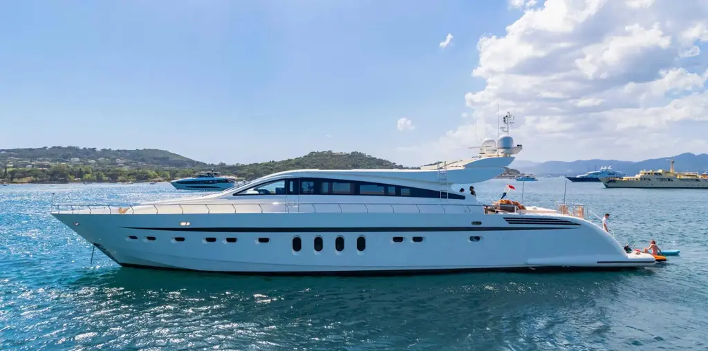 ECLAT 2008 Arno Leopard 31 Yacht For Sale in Cannes ECLAT 2008 Arno Leopard 31 Yacht For Sale in Cannes