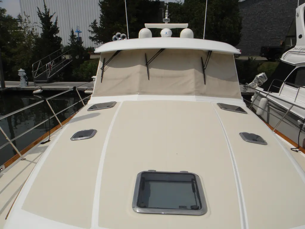 Oyster 2018 Sabre 48 Salon Express Yacht For Sale in Cataumet MA Oyster 2018 Sabre 48 Salon Express Yacht For Sale in Cataumet MA