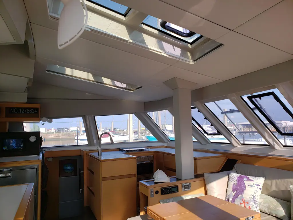 NAUTI BY NATURE 2017 Nautitech 46 Fly Yacht For Sale in Norfolk VA