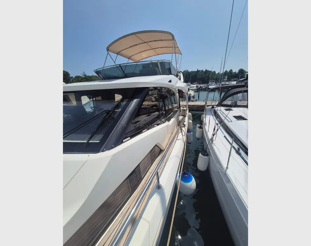 2019 Greenline 45 Fly Yacht For Sale in Prague 2019 Greenline 45 Fly Yacht For Sale in Prague