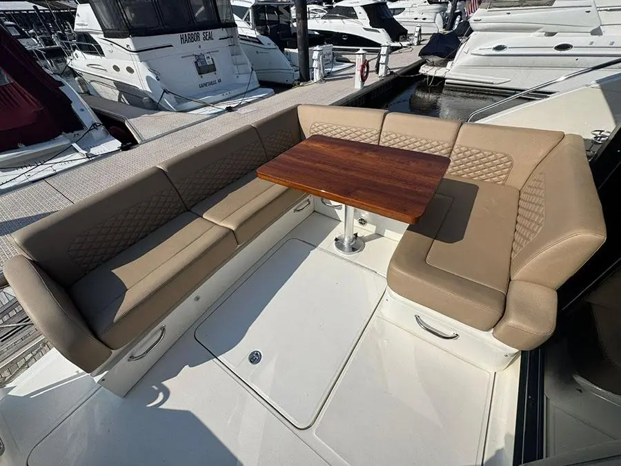 2015 Sea Ray Sundancer 510 Yacht For Sale in Woodbridge VA 2015 Sea Ray Sundancer 510 Yacht For Sale in Woodbridge VA
