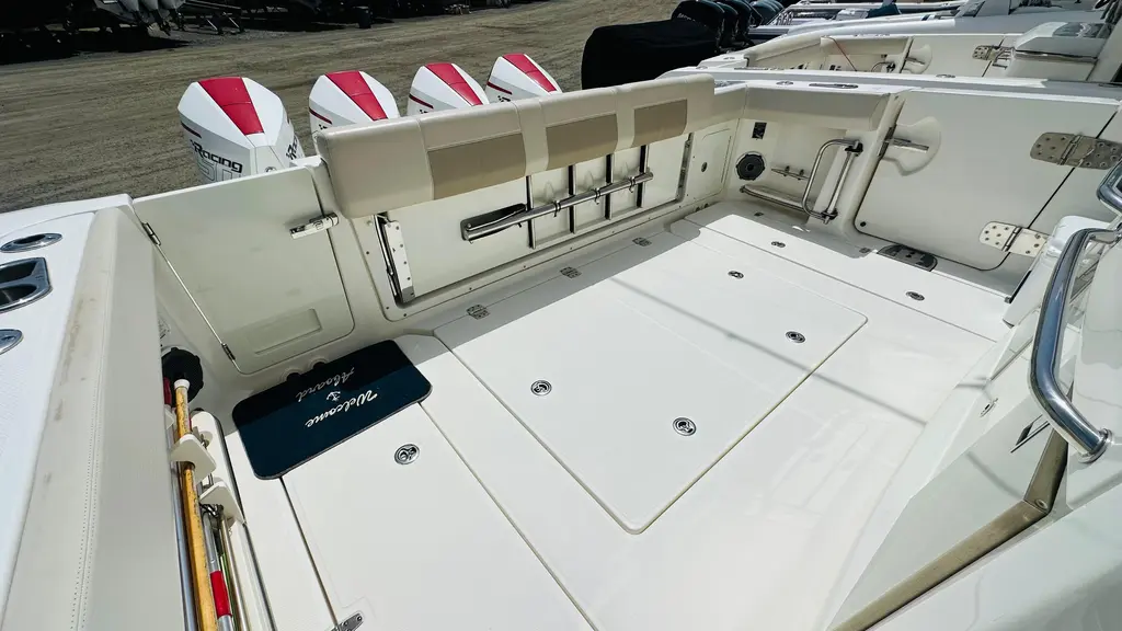 Twin J 2021 Boston Whaler 420 Outrage Yacht For Sale in Fajardo Twin J 2021 Boston Whaler 420 Outrage Yacht For Sale in Fajardo
