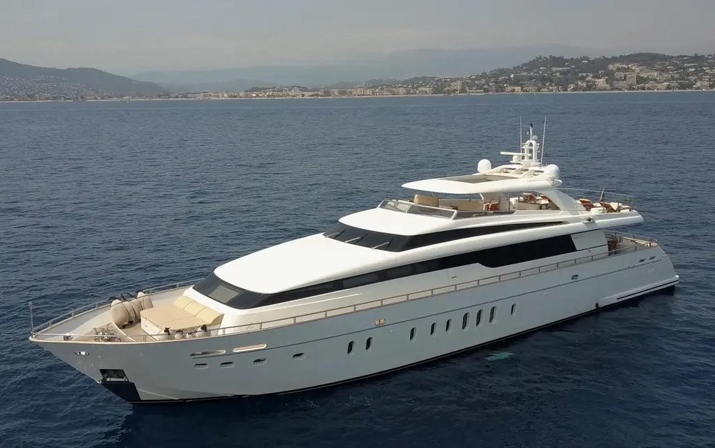 PETRUS 2007 Sanlorenzo 108 Yacht For Sale in Viareggio IT-LU PETRUS 2007 Sanlorenzo 108 Yacht For Sale in Viareggio IT-LU