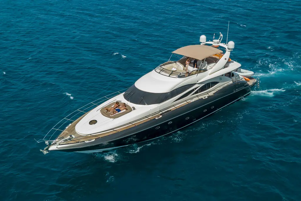 SKYWATER 2000 Sunseeker Manhattan 84 Yacht For Sale in Split SKYWATER 2000 Sunseeker Manhattan 84 Yacht For Sale in Split