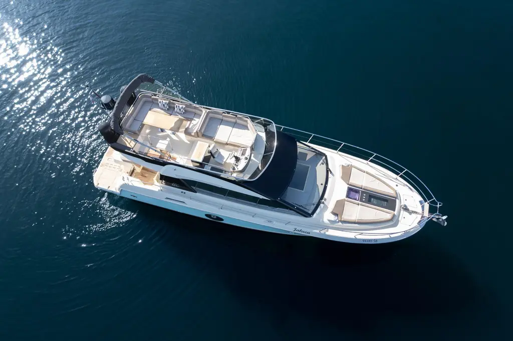 Jaluca 2018 Beneteau Monte Carlo 5 Yacht For Sale in 22000 