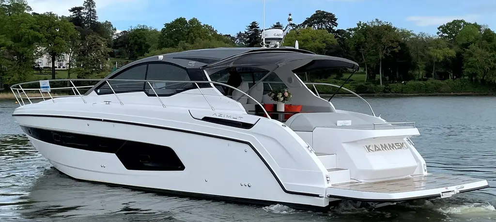 2020 Azimut Atlantis 45 Yacht For Sale in Lower Swanwick E19 2020 Azimut Atlantis 45 Yacht For Sale in Lower Swanwick E19