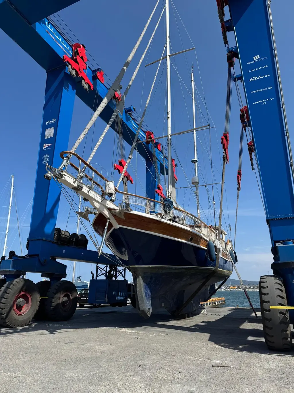 HAMA 1994 Custom AKBAS GULET KETCH Yacht For Sale in Bonifacio HAMA 1994 Custom AKBAS GULET KETCH Yacht For Sale in Bonifacio