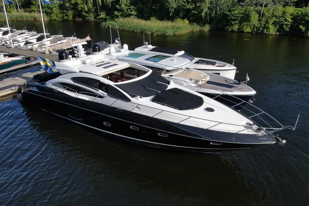 2010 Sunseeker Predator 74 Yacht For Sale in Stockholm 2010 Sunseeker Predator 74 Yacht For Sale in Stockholm