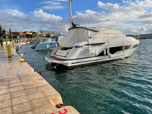 2021 Fairline Targa 45 Open Yacht For Sale in Athens 2021 Fairline Targa 45 Open Yacht For Sale in Athens