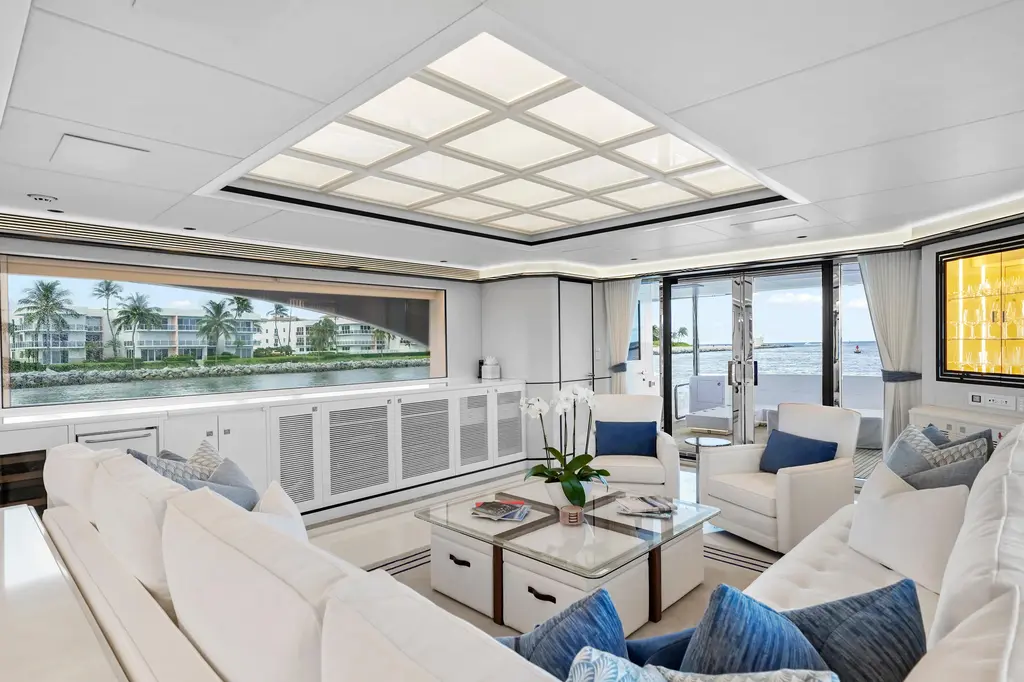 MISS MICHELLE 2025 Horizon 122RP Yacht For Sale in Fort Lauderdale FL MISS MICHELLE 2025 Horizon 122RP Yacht For Sale in Fort Lauderdale FL