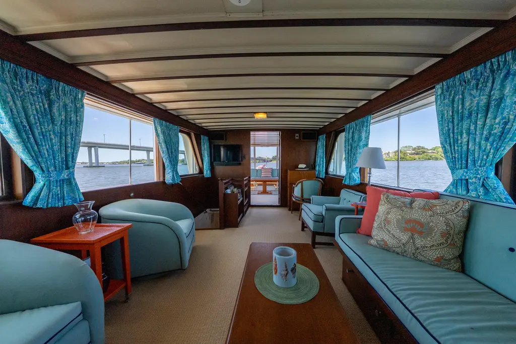 ABSOLUTE 1970 Trumpy Houseboat Yacht For Sale in Chesapeake VA