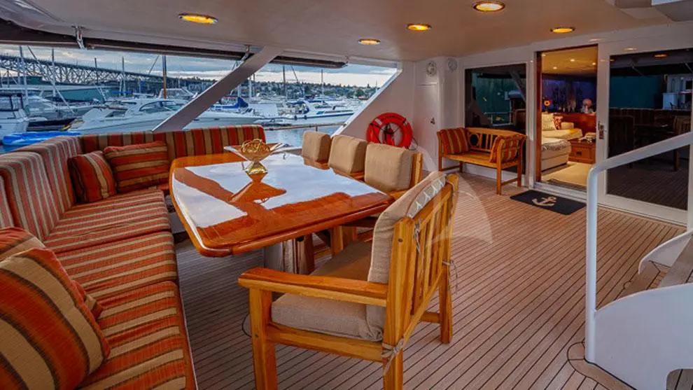 Blackwood 1998 Broward 103 Yacht For Sale in Seattle WA Blackwood 1998 Broward 103 Yacht For Sale in Seattle WA