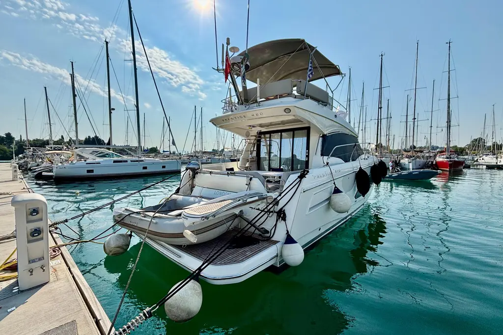 2020 Prestige 420 Yacht For Sale in Achilleioi 2020 Prestige 420 Yacht For Sale in Achilleioi