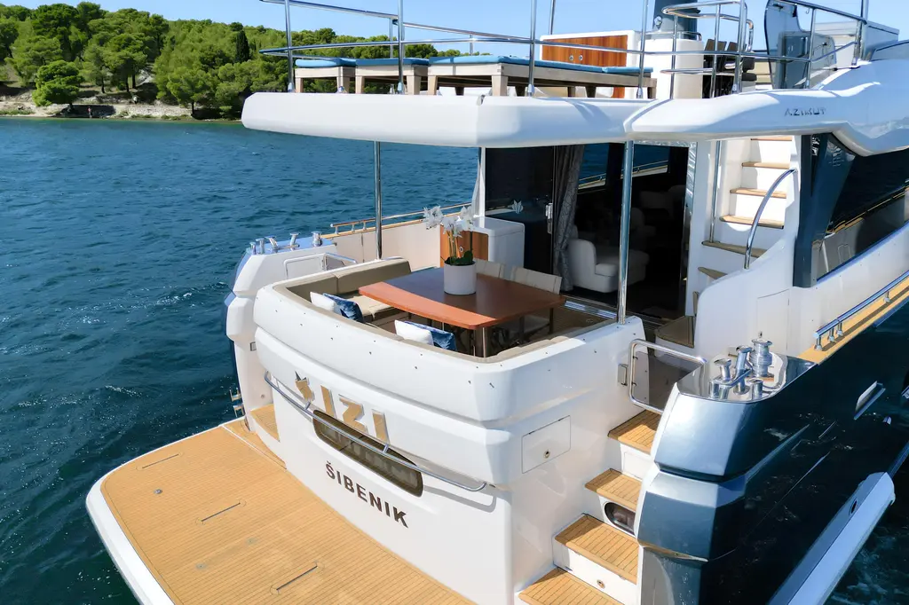 IZI 2017 Azimut Magellano 66 Yacht For Sale in Sibenik IZI 2017 Azimut Magellano 66 Yacht For Sale in Sibenik