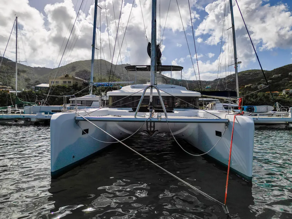 Blue Octane 2019 Lagoon 52 F Yacht For Sale in Saint George Blue Octane 2019 Lagoon 52 F Yacht For Sale in Saint George