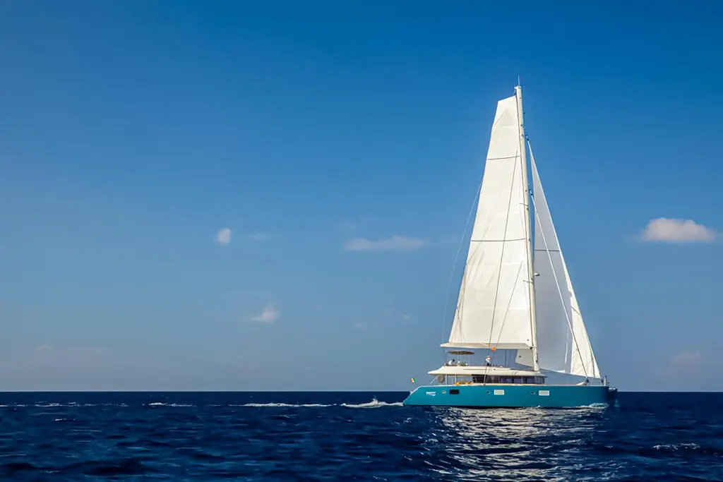 Firefly 2012 Lagoon 620 Yacht For Sale in Canet-en-Roussillon 66 Firefly 2012 Lagoon 620 Yacht For Sale in Canet-en-Roussillon 66