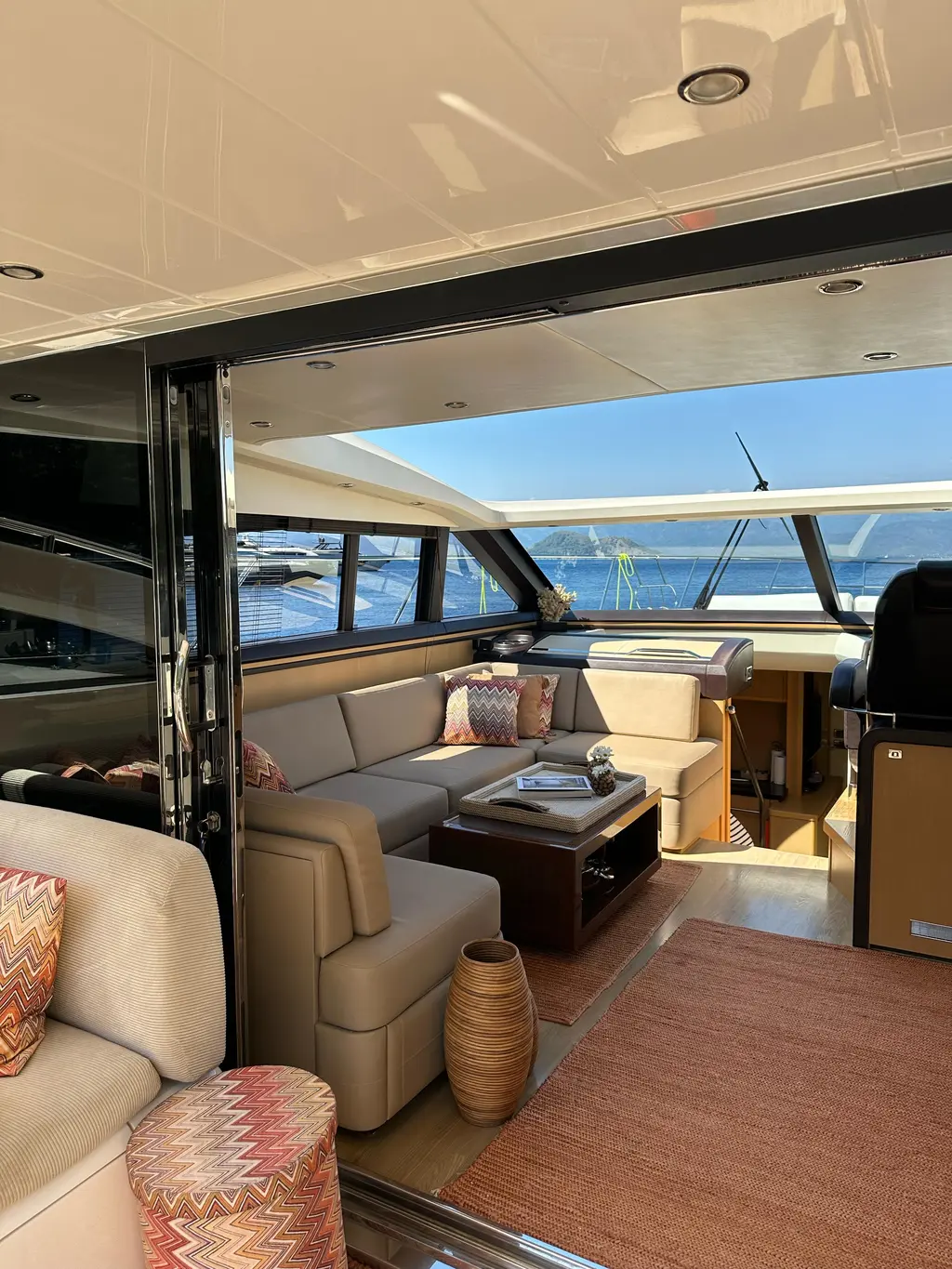 Dolce Vita 2010 Princess V62 Yacht For Sale in G&ouml;cek 