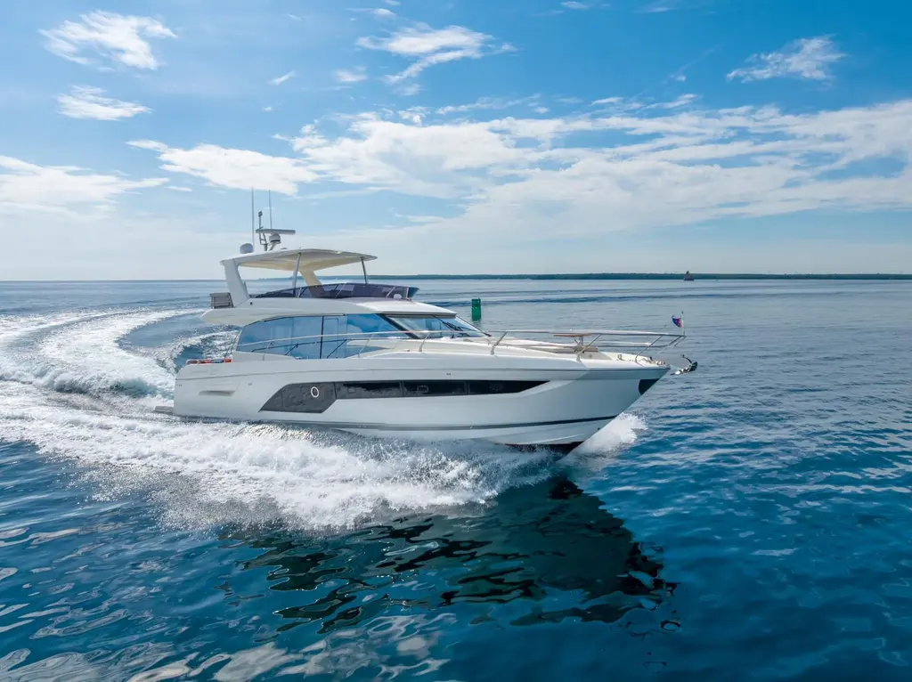 2020 Prestige 590 Yacht For Sale in Bay City MI 2020 Prestige 590 Yacht For Sale in Bay City MI