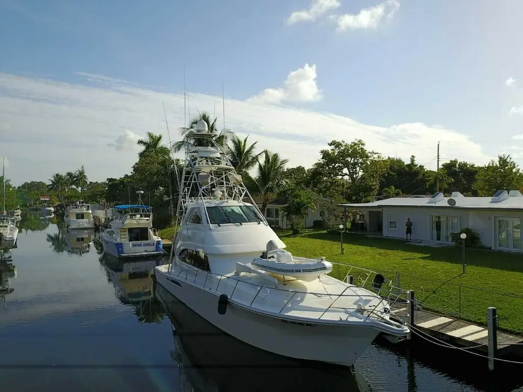Christina 2004 Riviera 58 Enclosed Flybridge Yacht For Sale in Fort Lauderdale FL Christina 2004 Riviera 58 Enclosed Flybridge Yacht For Sale in Fort Lauderdale FL